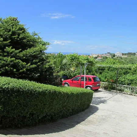 Appartement Roza Lopar