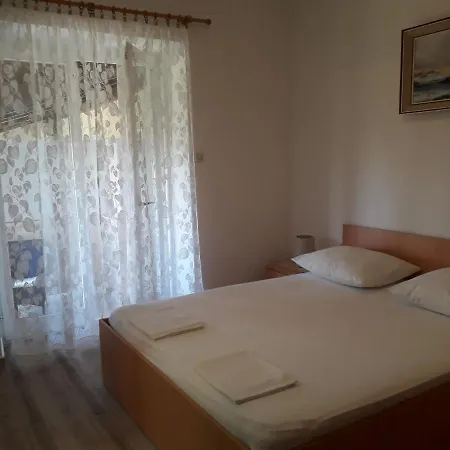 Apartman Roza