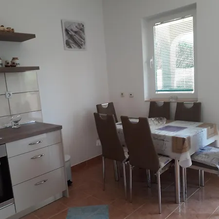 Roza Apartment
