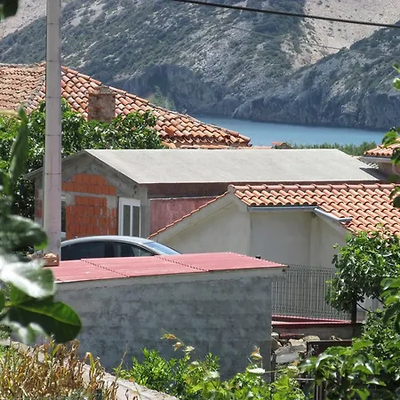 Apartment Roza Lopar
